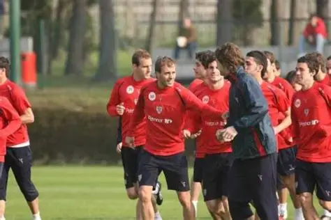 畢爾巴鄂競(jìng)技：歐冠逆襲，鑄就巴斯克榮耀