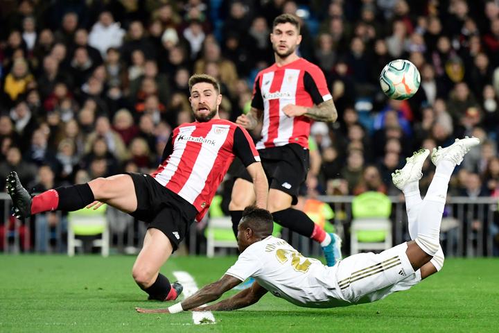 畢爾巴鄂競(jìng)技：歐冠逆襲，鑄就巴斯克榮耀