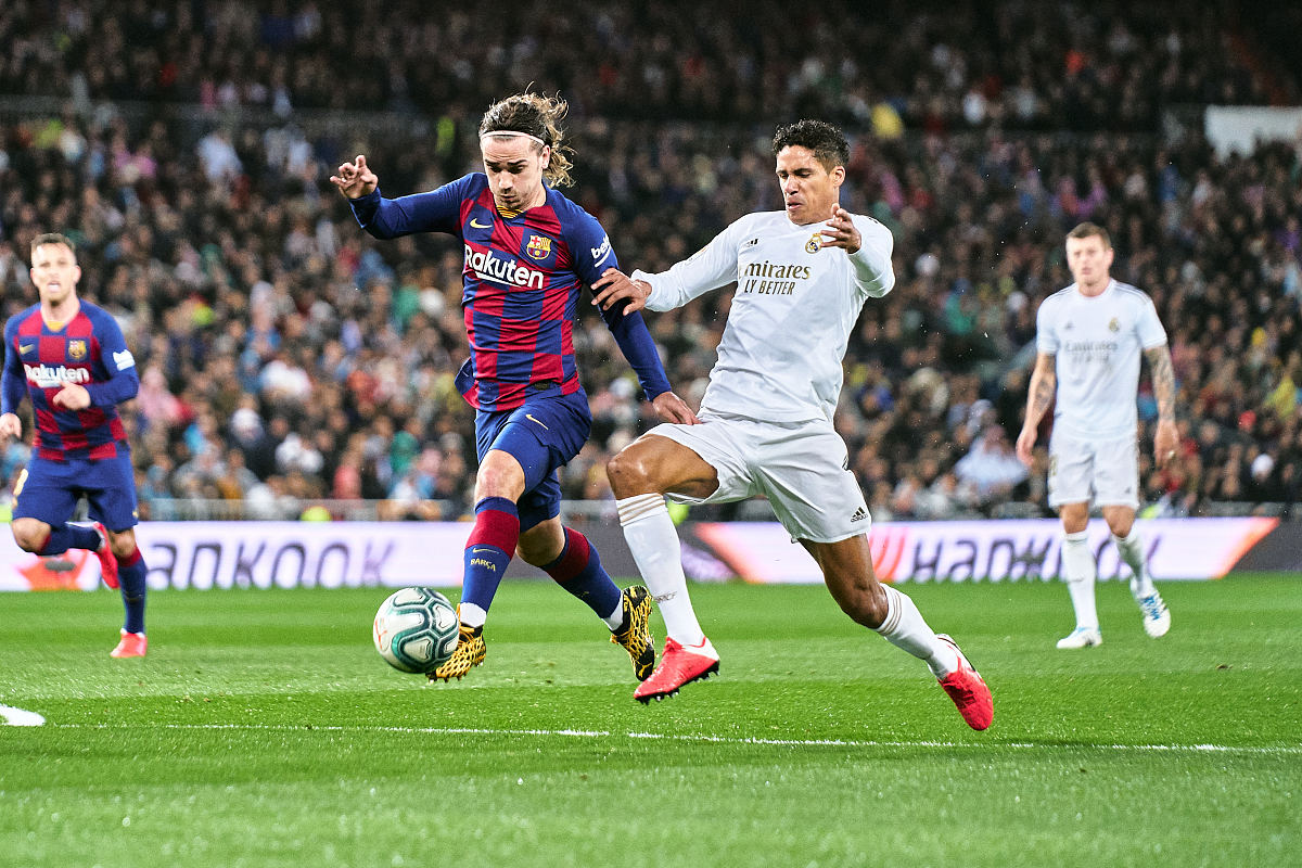 青春风暴下的巴萨：<a href='/news/tag/1163048' style='color: blue;'>欧冠征途的荆棘与曙光</a>